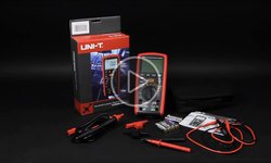 Мегаомметр та струмовимірювальні кліщі UNI-T – відеоогляди